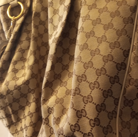 Gucci Handbag - Picture 9 of 9